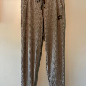 ALO Yoga muse ribbed Pants